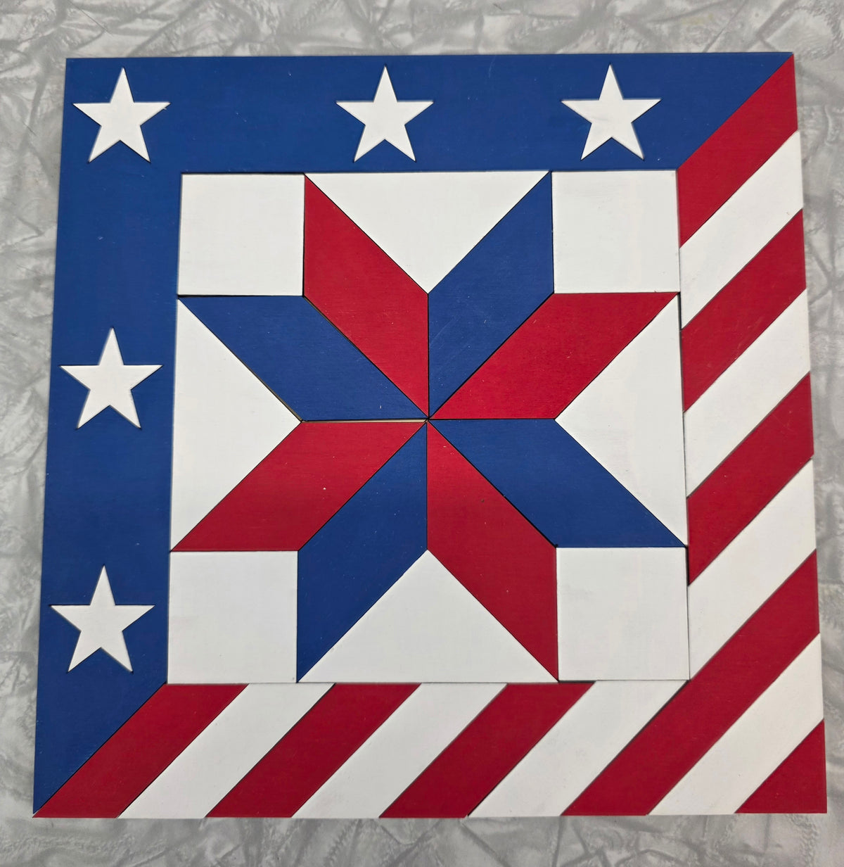 PAINT A MINI PATRIOTIC BARN QUILT! MAY 9th