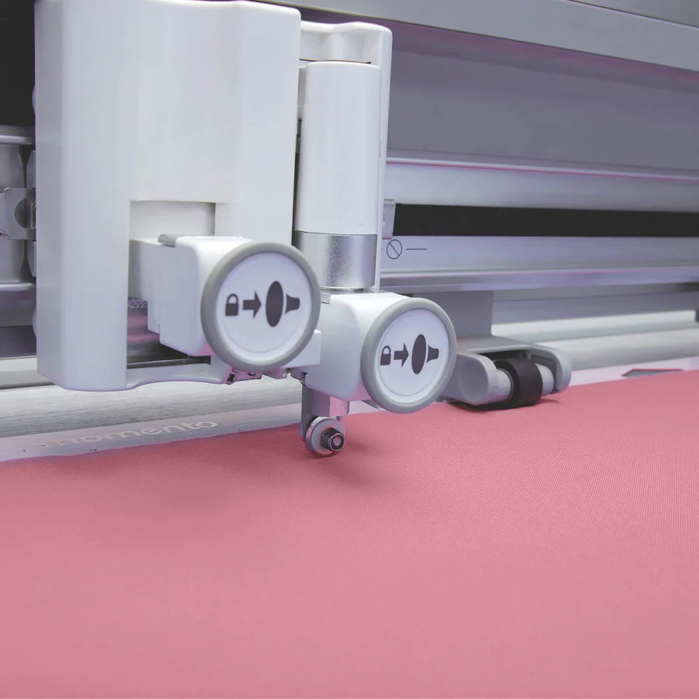 SINGER® MOMENTO™ 24 inch Craft Cutting Machine